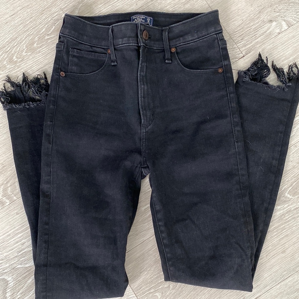 Abercrombie & Fitch Simone High Rise Ankle Black Jeans | Size 25 0r
